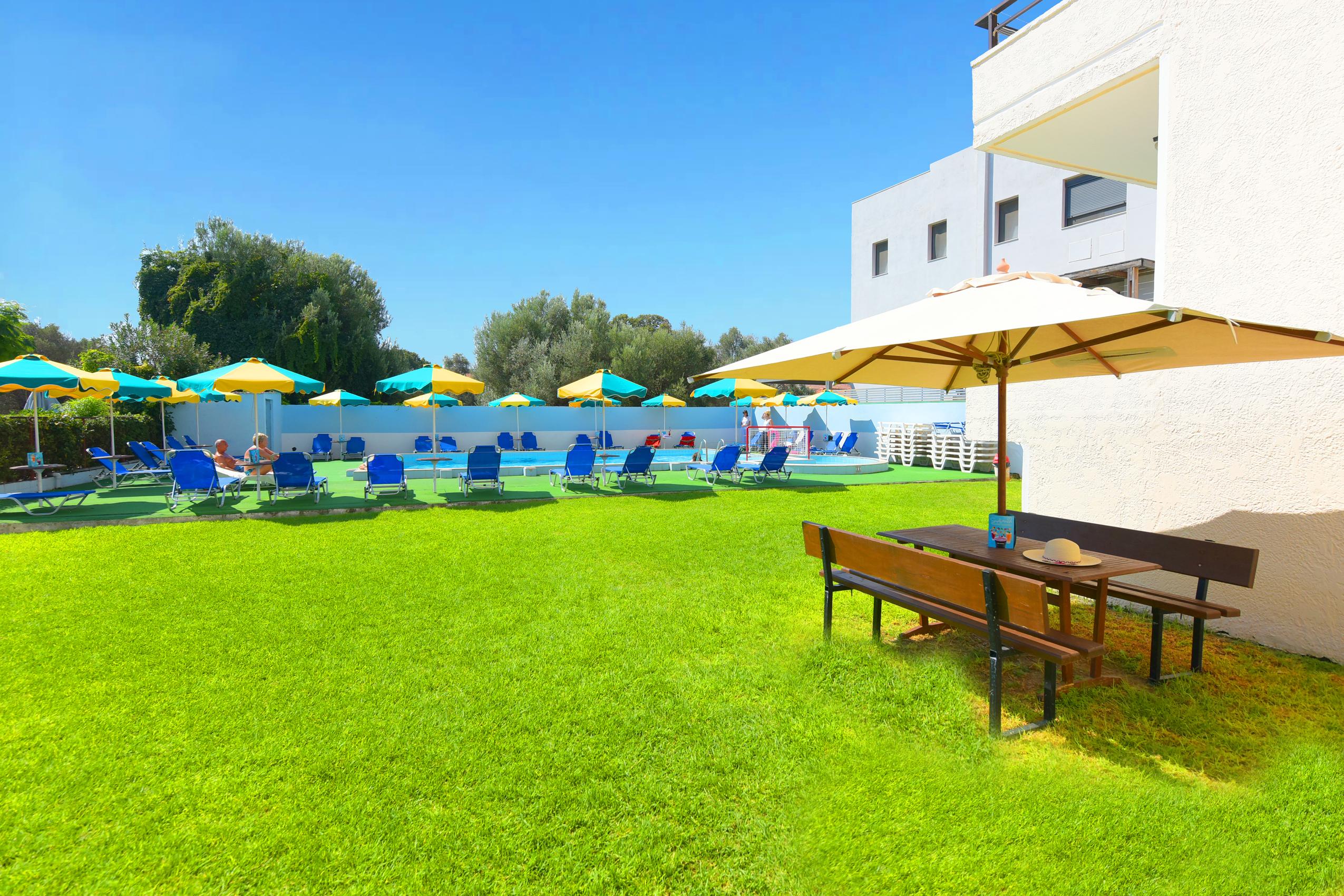إياليسوس Anixis Hotel & Apartments المظهر الخارجي الصورة