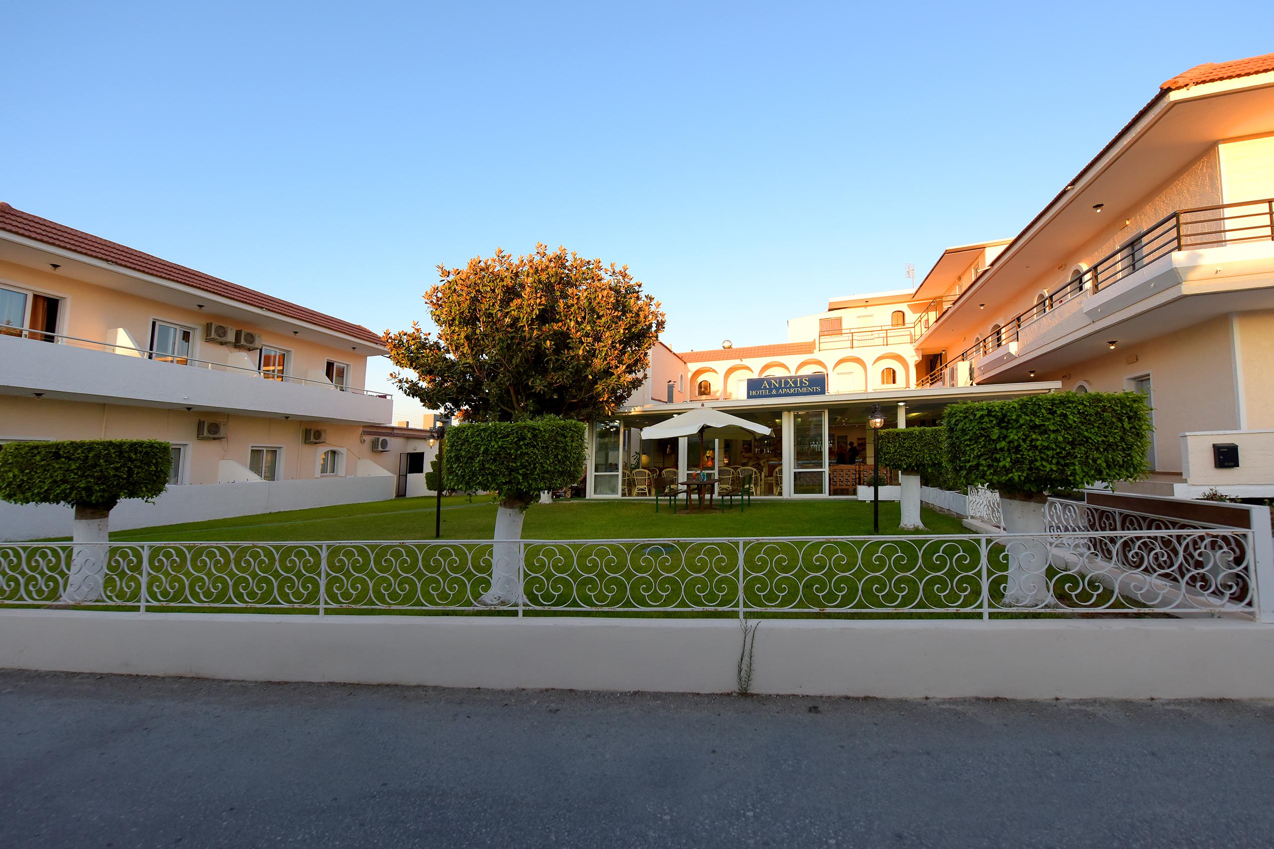 إياليسوس Anixis Hotel & Apartments المظهر الخارجي الصورة