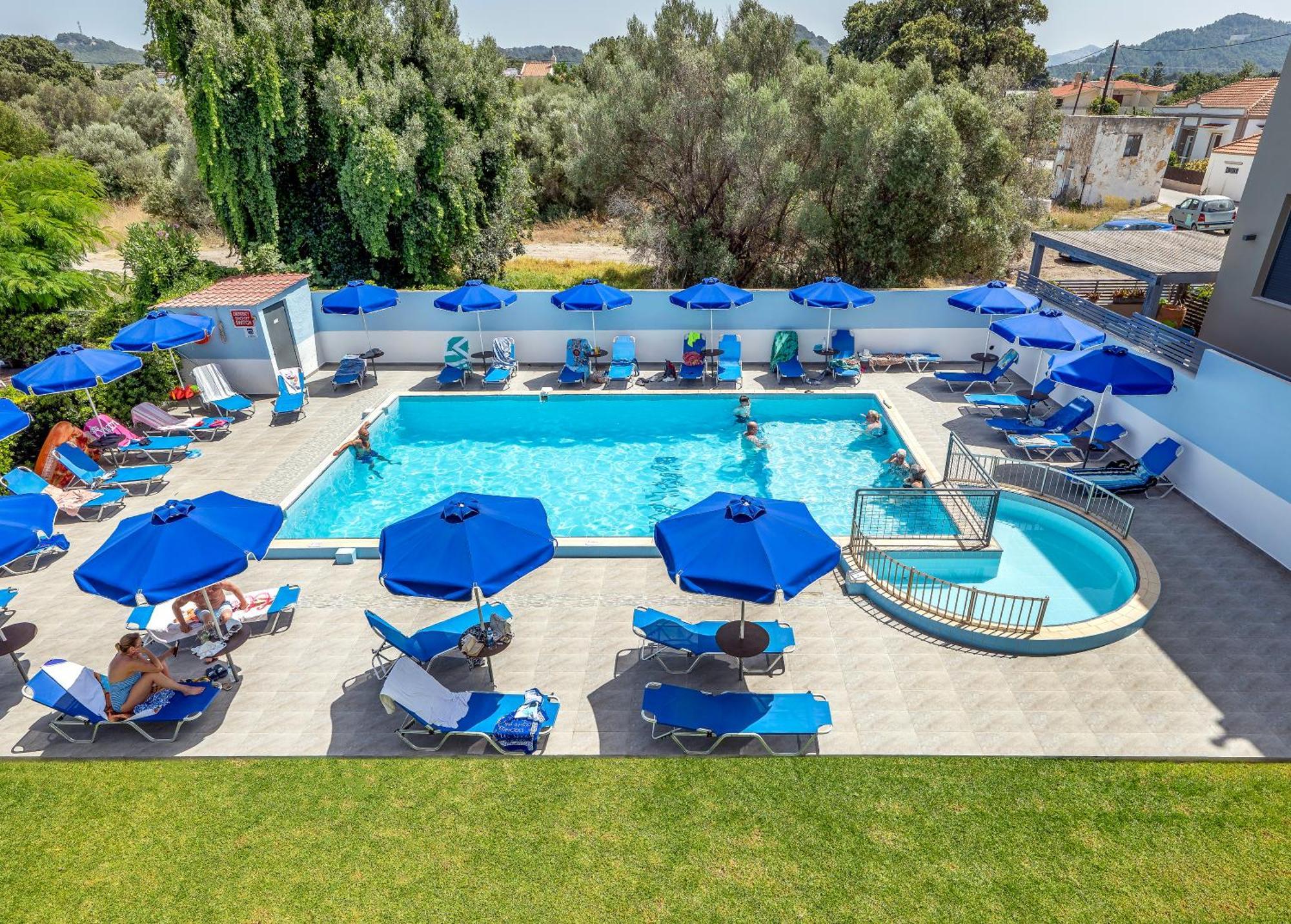 إياليسوس Anixis Hotel & Apartments المظهر الخارجي الصورة